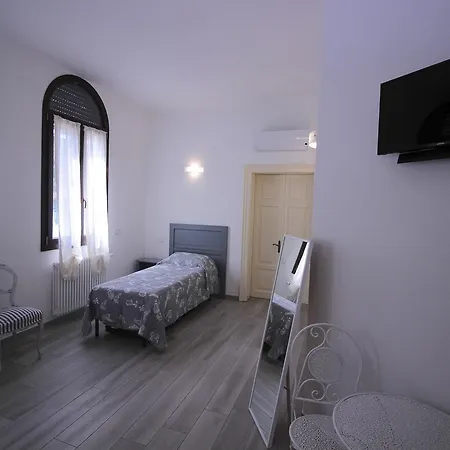 I Grifoni Gasthof 3*